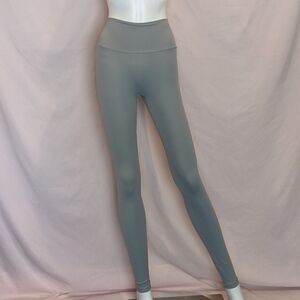 NVGTN Light Gray Leggings size Medium